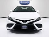Used 2022 Toyota Camry SE image 2
