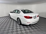 Used 2018 BMW 530i xDrive w/ Premium Package image 3