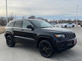 Used 2015 Jeep Grand Cherokee Altitude image 2