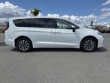 Certified 2023 Chrysler Pacifica Touring-L image 5
