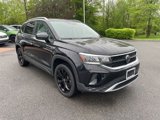 Certified 2023 Volkswagen Taos SE w/ Panoramic Sunroof Package image 5