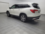 Used 2017 Honda Pilot Touring image 5