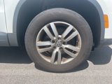 Used 2016 Volkswagen Tiguan S image 4