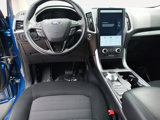 Used 2023 Ford Edge SE image 3