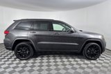 Used 2021 Jeep Grand Cherokee Laredo X image 3