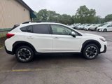 Used 2022 Subaru Crosstrek 2.0i Premium w/ Moonroof Package image 3