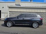 Used 2023 BMW X5 xDrive45e image 3