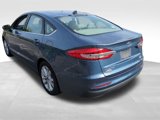 Used 2019 Ford Fusion SE image 2