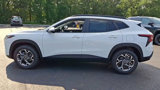 New 2025 Chevrolet Trax LT w/ Sunroof Package image 5
