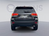 Used 2018 Jeep Grand Cherokee Laredo image 5