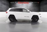 Certified 2017 Jeep Grand Cherokee Altitude image 2