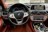 Used 2018 BMW 750i image 5