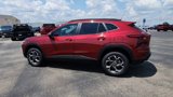 Used 2025 Chevrolet Trax LT w/ Driver Confidence Package image 6