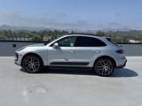 Used 2025 Porsche Macan image 2