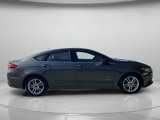 Used 2018 Ford Fusion S image 2