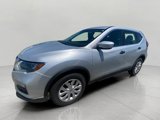 Used 2017 Nissan Rogue S image 4