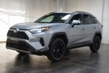 Used 2022 Toyota RAV4 SE image 2