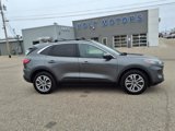 Used 2022 Ford Escape SEL image 2