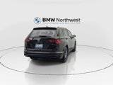 Used 2022 Volkswagen Tiguan SE image 2