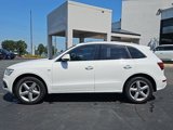 Used 2017 Audi Q5 2.0T Premium Plus w/ Technology Package image 2