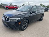 Used 2022 Volkswagen Tiguan SE image 3
