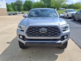 Used 2020 Toyota Tacoma TRD Off-Road image 2