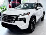 Used 2025 Nissan Rogue SV image 3