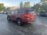 Used 2017 Toyota Highlander XLE image 4