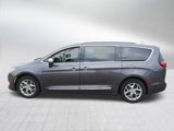 Used 2018 Chrysler Pacifica Limited image 4