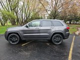 Used 2019 Jeep Grand Cherokee Altitude image 2