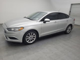 Used 2017 Ford Fusion SE w/ Fusion SE Technology Package image 2