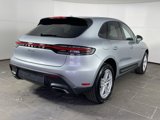 Certified 2024 Porsche Macan image 5