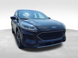Used 2021 Ford Escape SE image 2