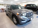 Certified 2022 Ford Explorer XLT w/ Equipment Group 202A image 4