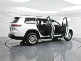 Used 2022 Jeep Grand Cherokee L Laredo w/ Luxury Tech Group I image 5
