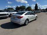 Used 2015 Hyundai Sonata SE w/ Option Group 09 image 2
