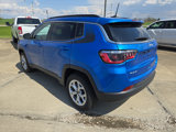 New 2025 Jeep Compass Latitude image 3