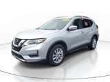 Used 2020 Nissan Rogue SV image 4