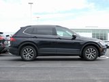 Used 2019 Volkswagen Tiguan SE w/ Panoramic Sunroof Package image 2
