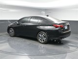 Used 2022 Nissan Versa SV image 5