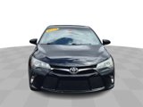 Used 2015 Toyota Camry SE image 3
