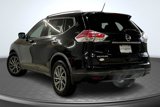 Used 2016 Nissan Rogue SL image 2