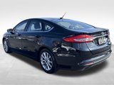 Used 2017 Ford Fusion SE image 3