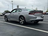Used 2017 Dodge Charger SXT image 5