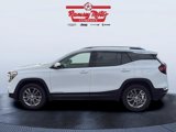 Used 2024 GMC Terrain SLT image 2