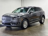 Used 2020 Lincoln Nautilus Premier image 2