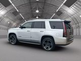 Used 2017 Cadillac Escalade Luxury image 3