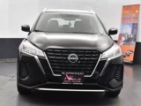 Used 2023 Nissan Kicks SV image 3