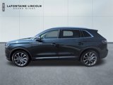 Used 2022 Lincoln Nautilus Reserve w/ Luxury Package image 2