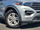 Used 2021 Ford Explorer XLT image 3